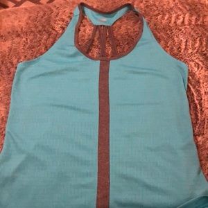 Workout tank top